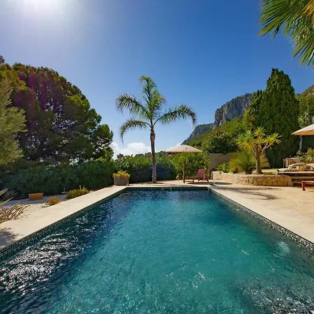 Villa Alma D'olta - Plusholidays