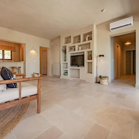 Alma D'olta - Plusholidays Villa